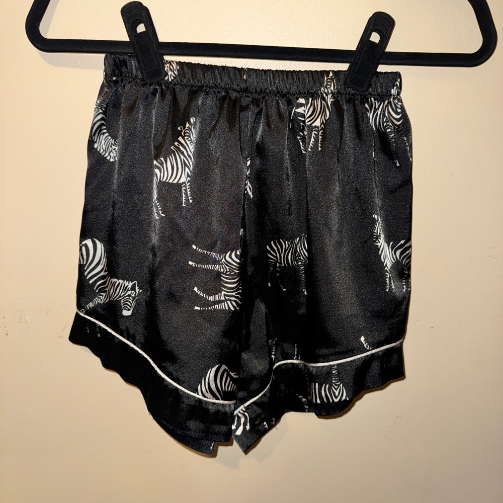 WDIRARA women's satin pajama set - Picture 4 of 6
